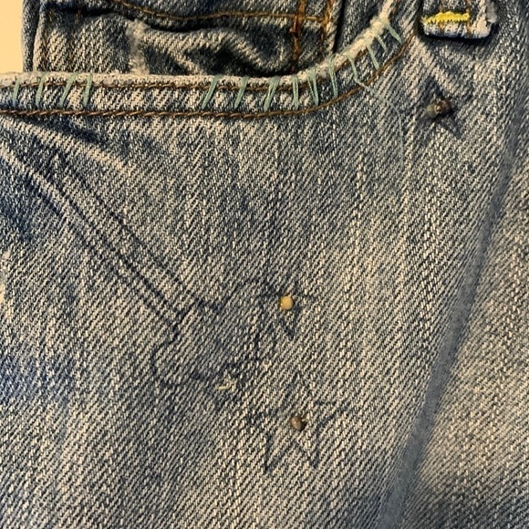 American Eagle‎ beaded jean shorts size 8 - Picture 3 of 10